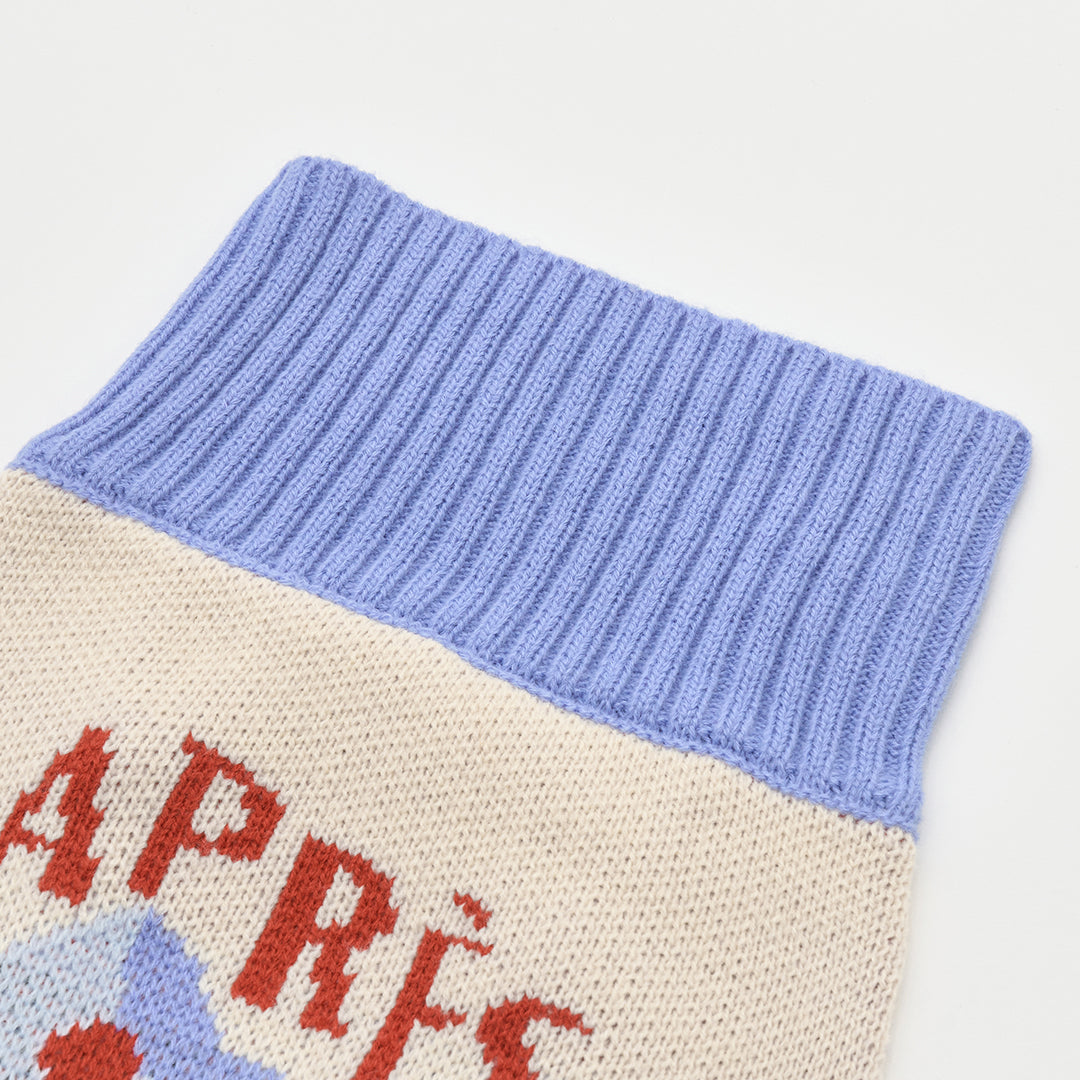 Aspen Woolies Apres ribbed collar and knit pattern close-up
