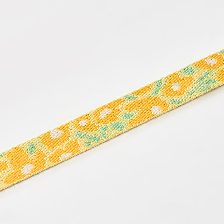 Gentle Leash Bolt_Big Fish Yellow