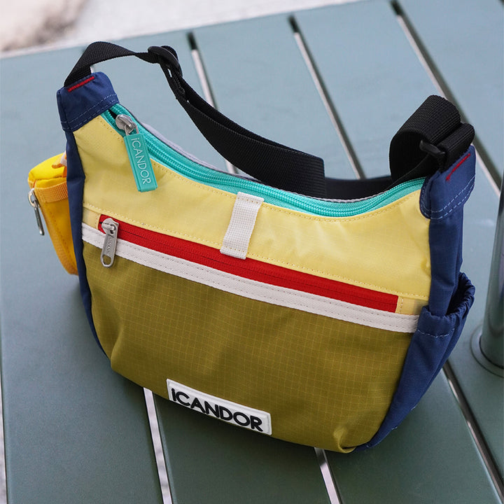 Crescent Bag_Green Arrow