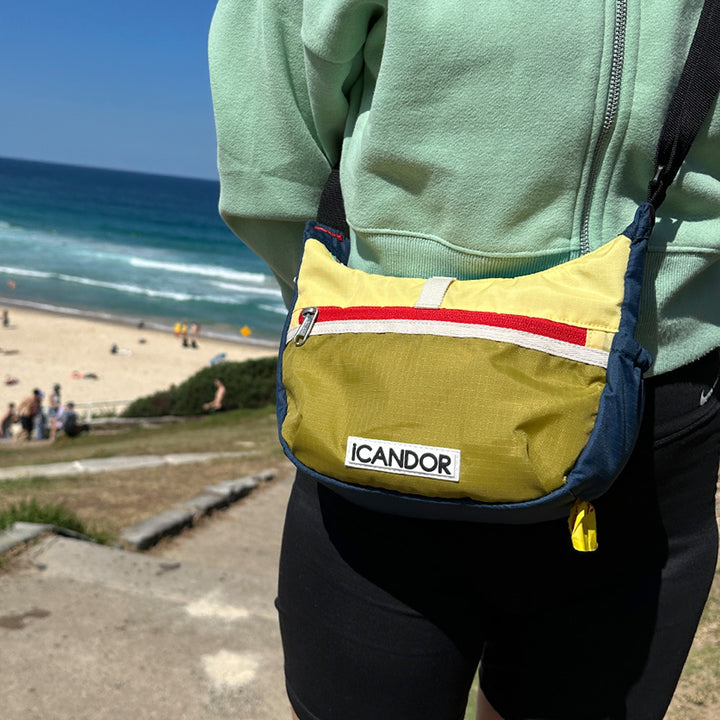Crescent Bag_Green Arrow