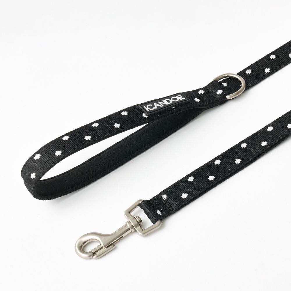 Gentle Leash in Polka Dot: handle and hook