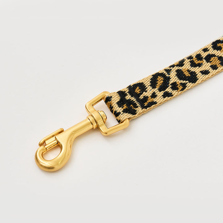 Gentle Leash_Leopard